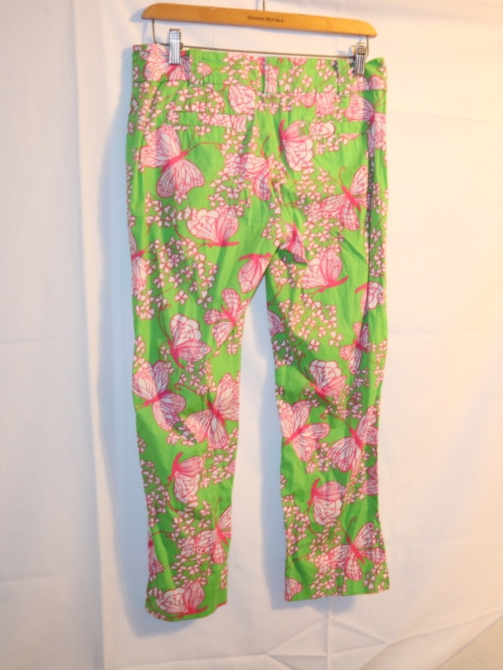 Lilly Pulitzer "Dream Weaver" print or butterfly print cropped pants . Size 4 - Picture 7 of 11